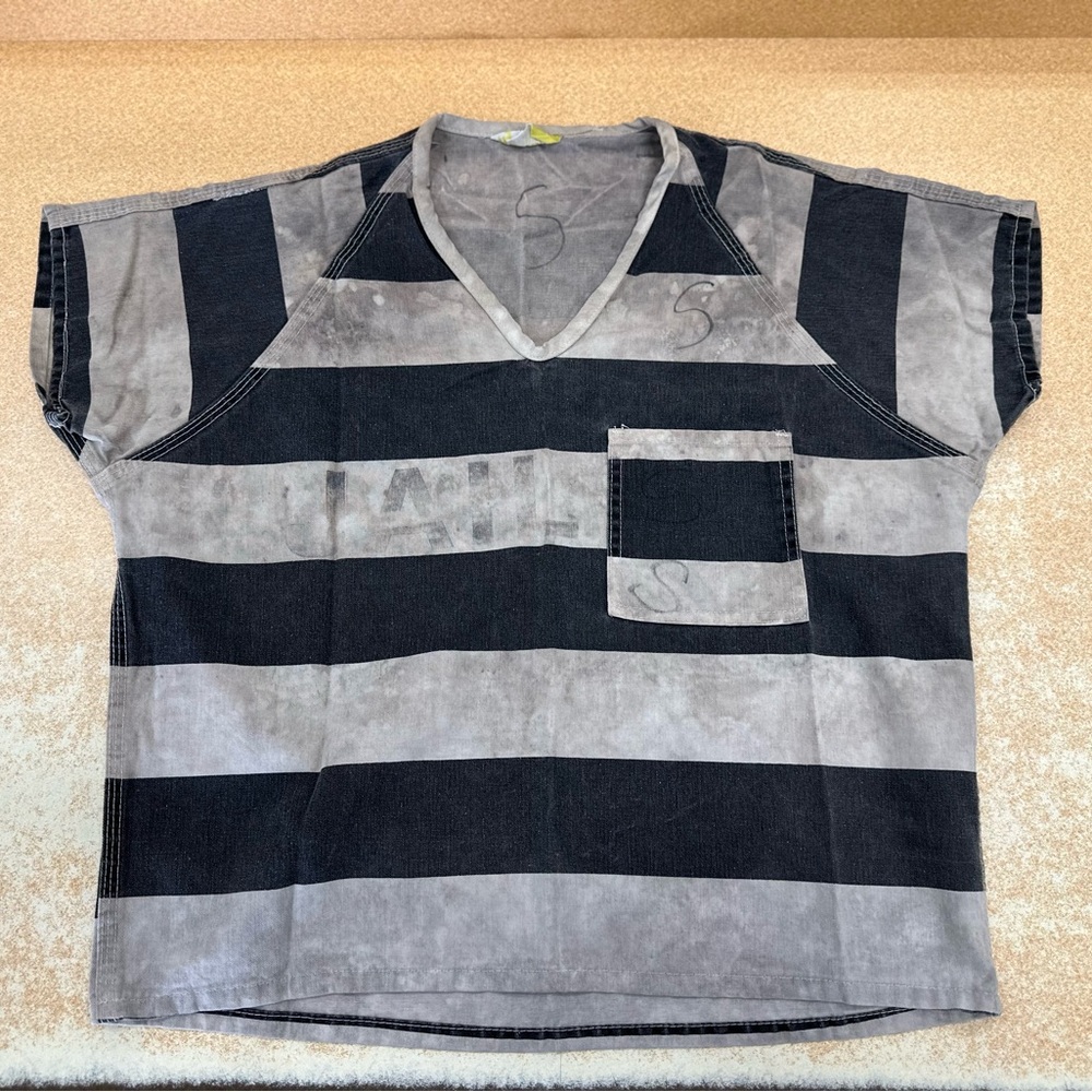VINTAGE DEAD STOCK PRISON SHIRT: AUTHENTIC TEXAS PRISON RODEO - men and women - Picture 3 of 4